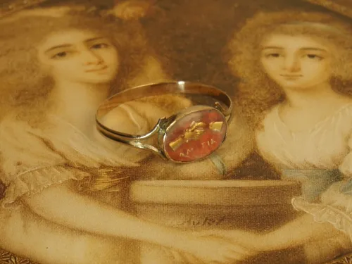 Freundschaftsring mit Glascabochon und Reverse Intaglio, um 1810