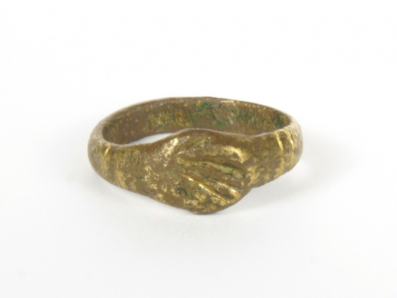 Fede-Ring, bronze, von vorne